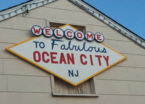 Welcome to fabulous Ocean City, NJ sign. Photo by 
Jill Marv on Unsplash