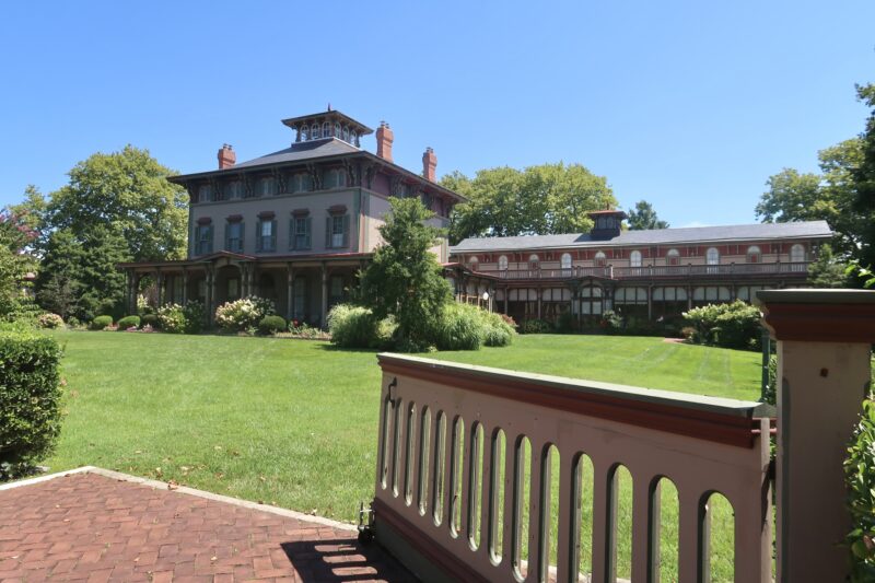 Open gate at the Southern Mansion