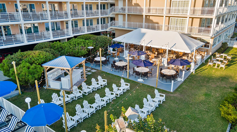 The Pier House Cape May Area Restaurants And Dining   Patio And Lawn 3 